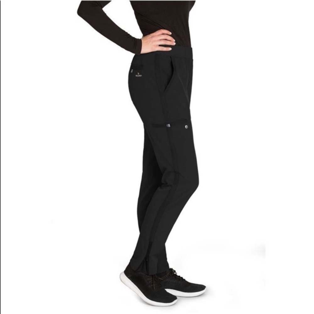 Women’s Black Scrub Pants